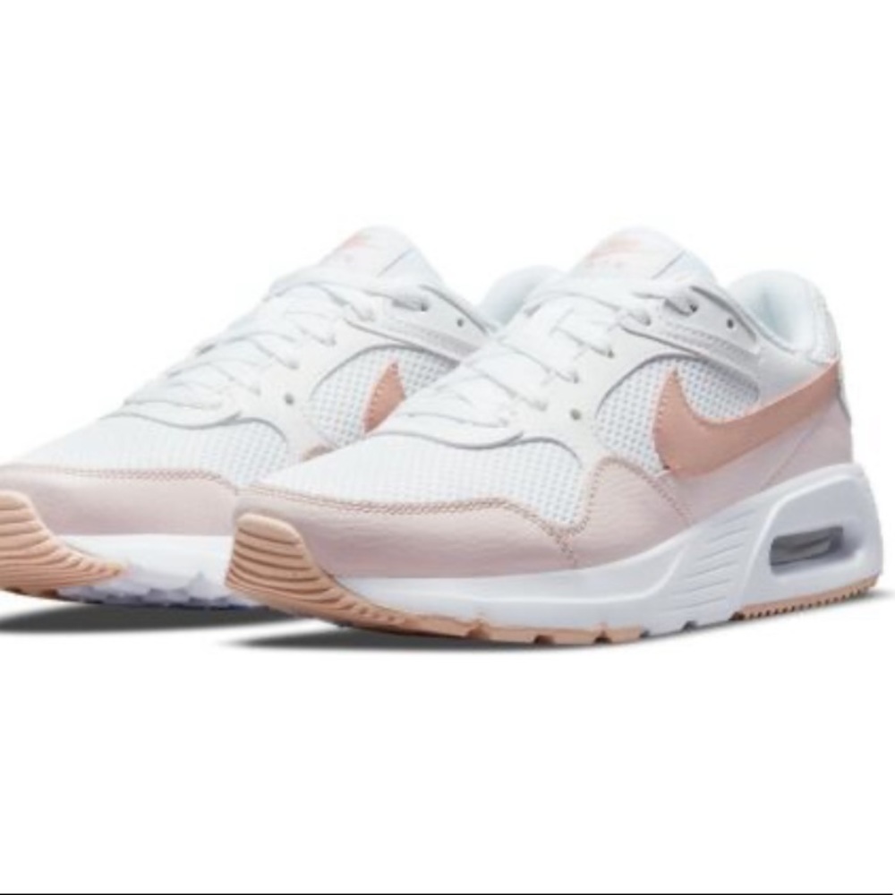 BRAND NEW NIKE AIR MAX